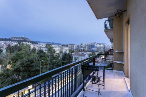 A Truly WOW Experience for Every Guest. THE place — 4-Star Luxury Hotel in Athens, Greece