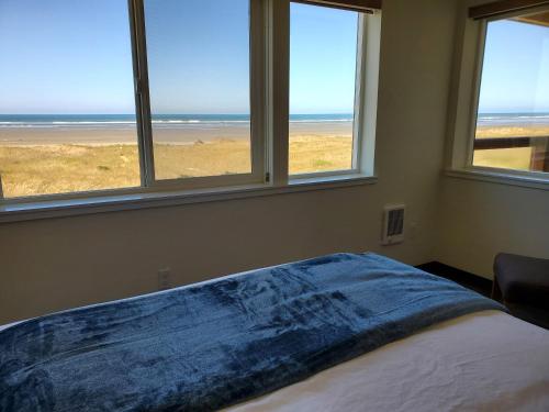Moonstone Beach Motel - photo 104