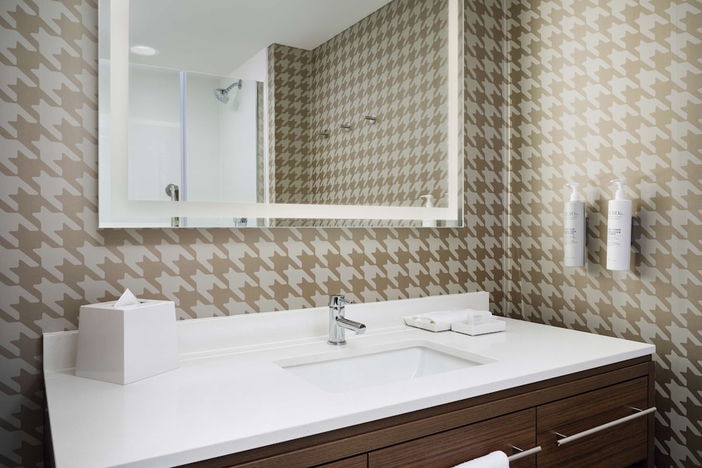 Home2 Suites by Hilton Towson - photo 21