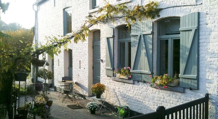 Guest House Champlenoy — 4-Star Luxury Hotel in Wavre, Belgium
