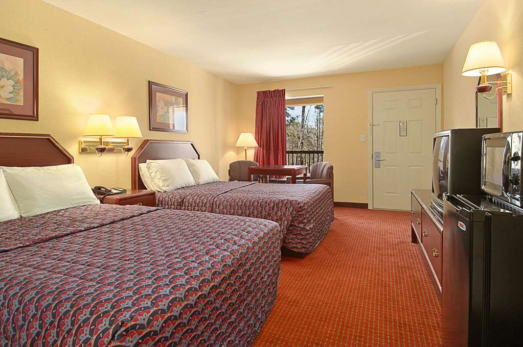 Days Inn by Wyndham Ocean Springs - photo 8