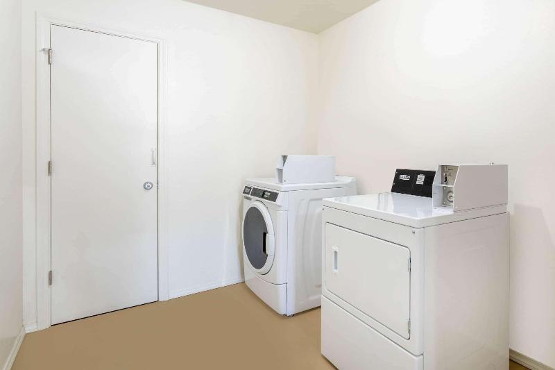 Days Inn by Wyndham Durango - photo 12