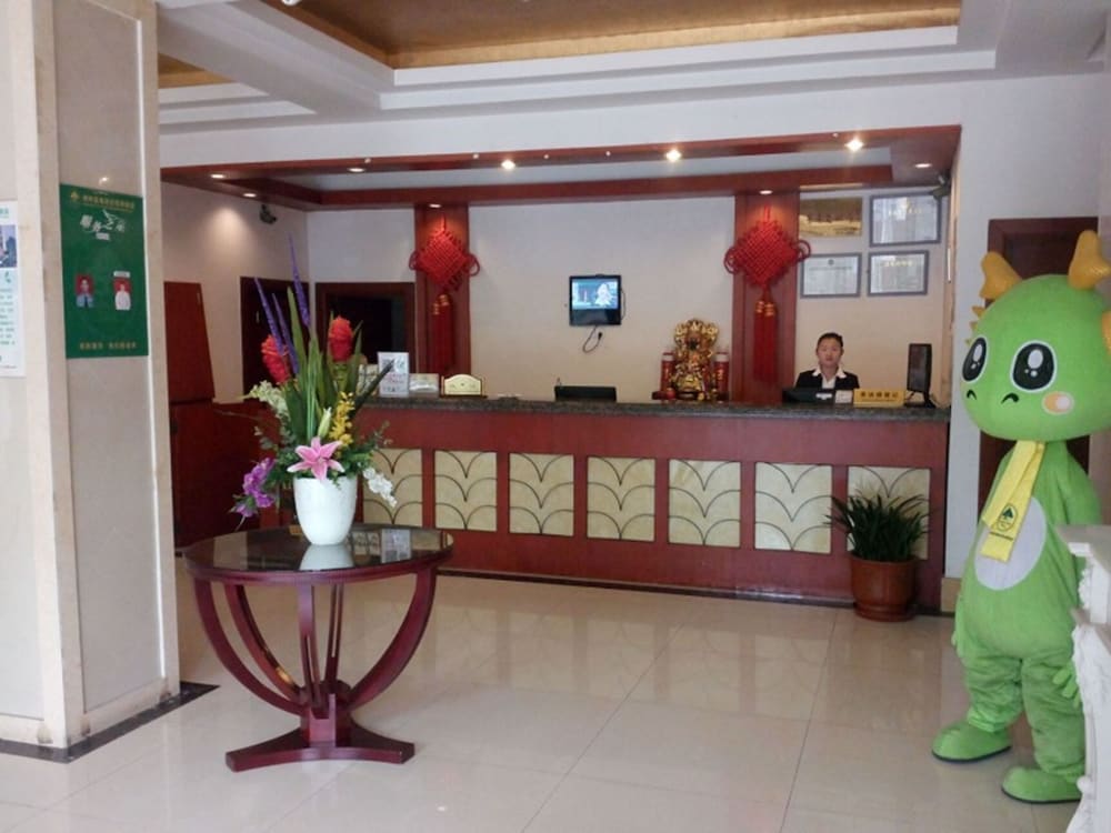 Green Inn Huainan Tianjiaan District Wanda Plaza Express Hotel in Huainan, People's Republic of China