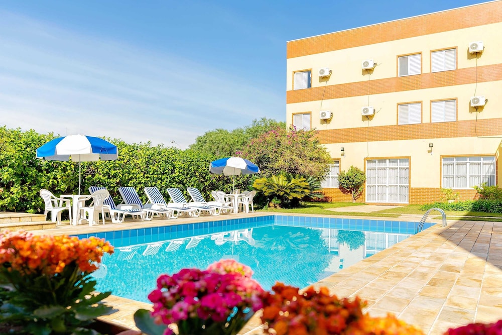 Itapetinga Hotel — Atibaia