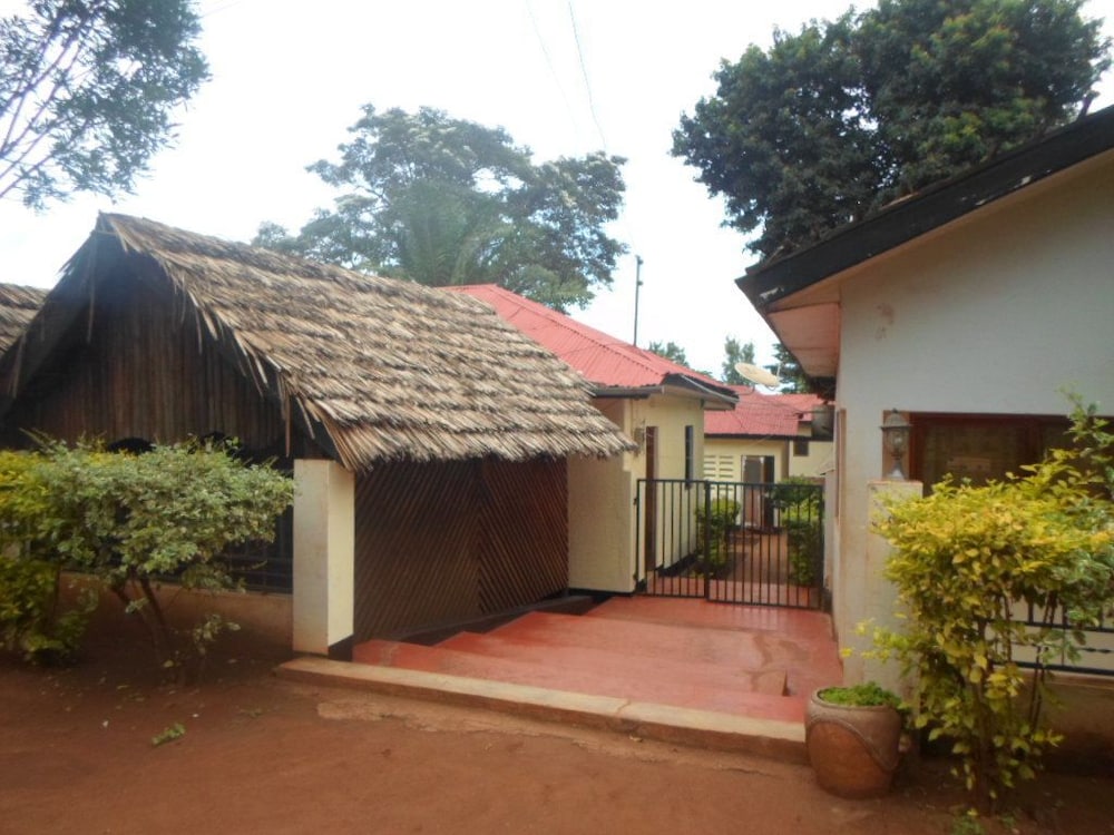 Tarn Hut Resort in Moshi, Tanzania