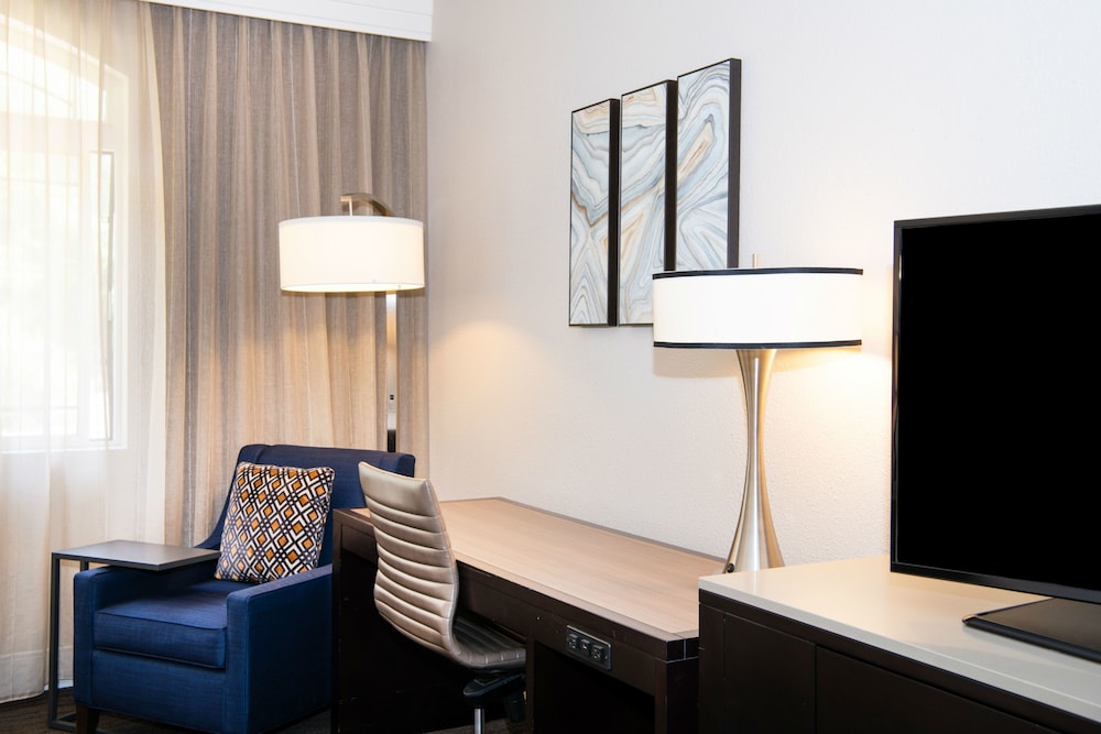 Hilton Santa Cruz Scotts Valley - photo 11