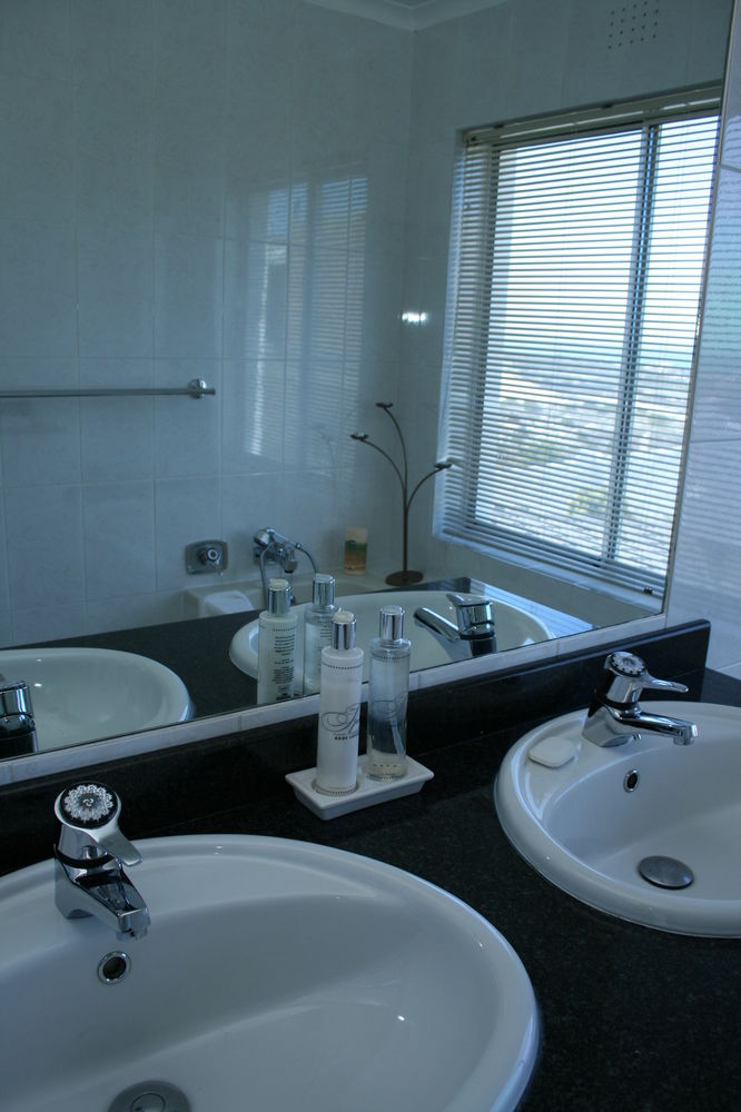 Bloubergstrand Sunset Lodge
