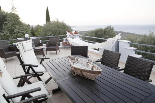 Harmony - carbon neutral hotel in Mytilene