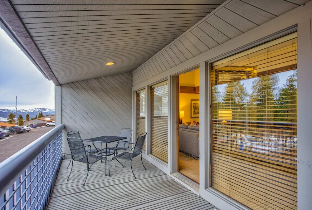 3brbreckenridge Townhomebalcony Mtn Views Hot Tub - photo 34