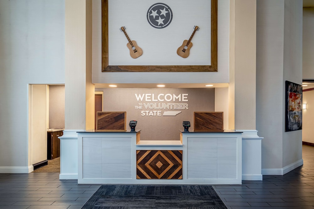 Hampton Inn & Suites Nashville Vanderbilt Elliston Place - photo 4