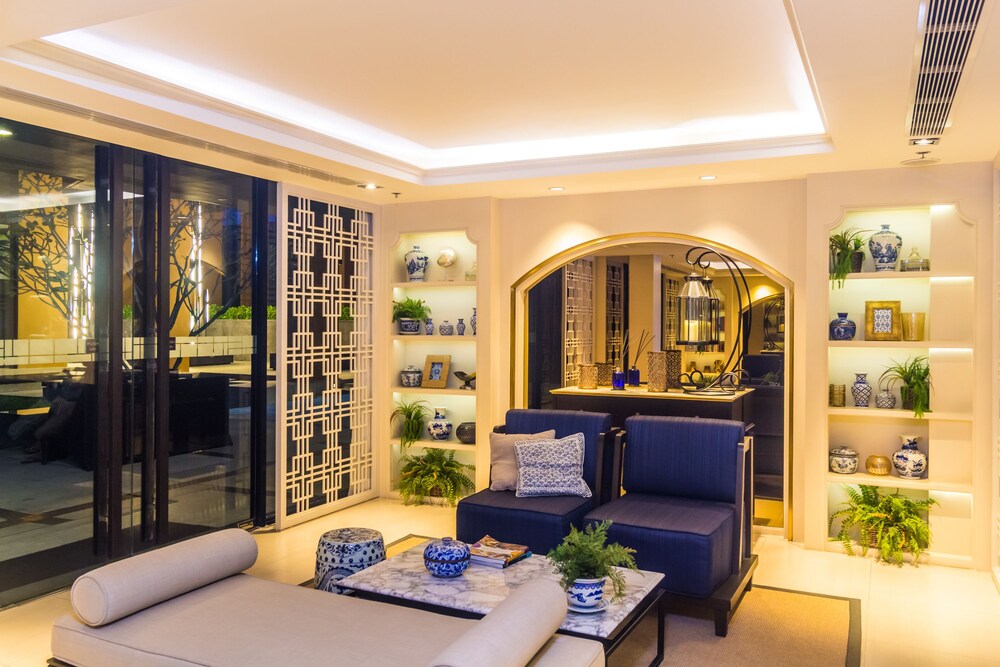 The Base Heights by Lofty - carbon neutral hotel in Phuket