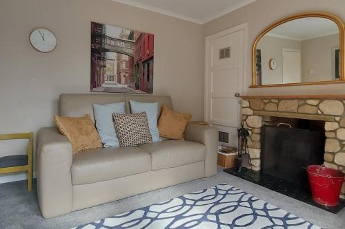 Norwich City lovely 3 bed house EV charger garden with BBQ free parking for 3 cars — 4-Star Luxury Hotel in Norwich, United Kingdom
