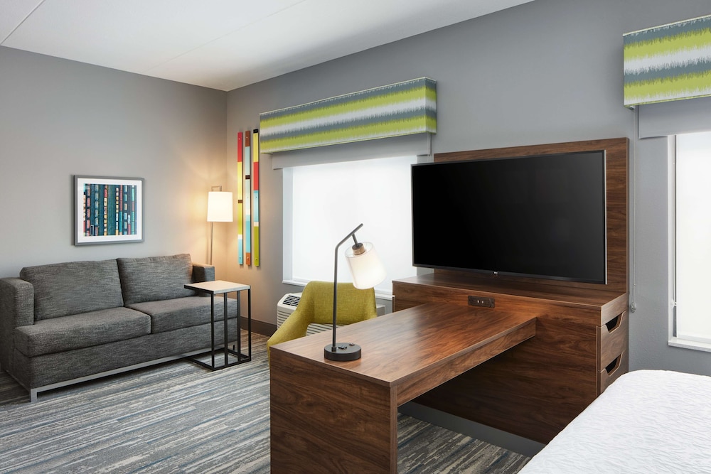 Hampton Inn & Suites Franklin Indianapolis - photo 8
