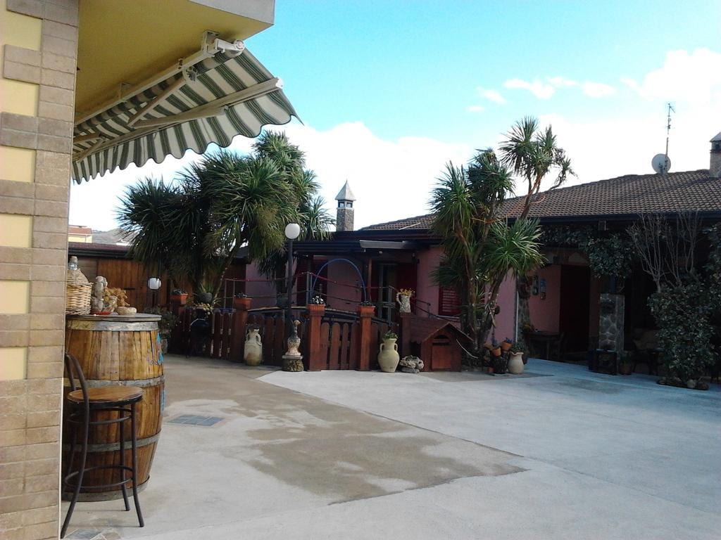 Il Laghetto — 4-Star Luxury Hotel in Castrovillari, Italy