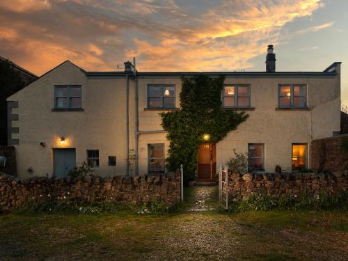 Stable Yard Cottage — 4-Star Luxury Hotel in Duns, United Kingdom