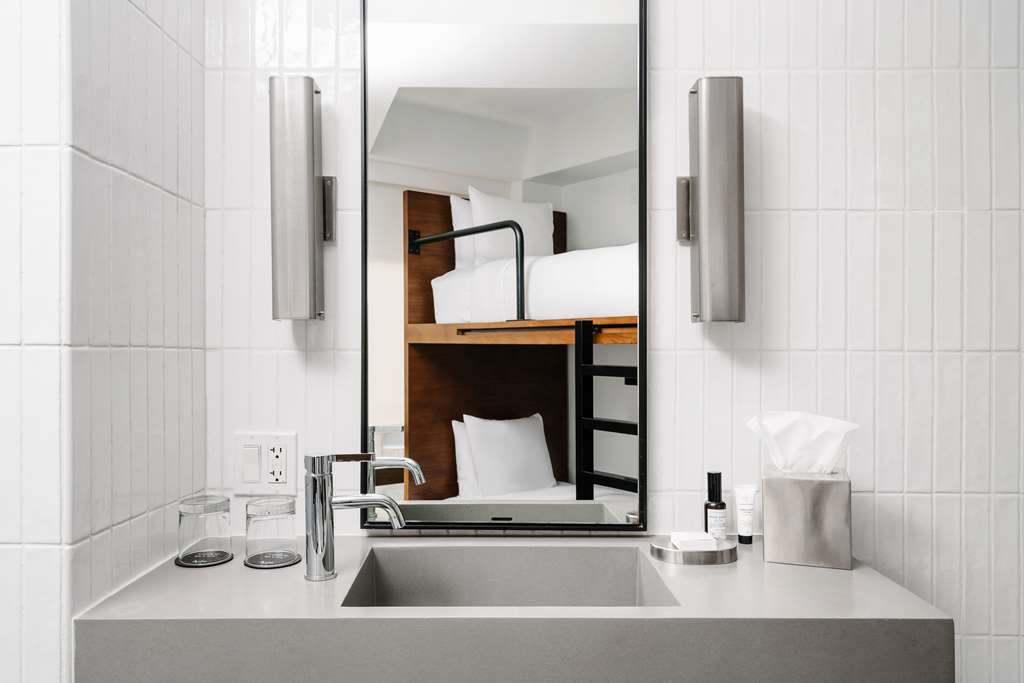 Arlo Soho - photo 50