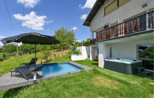 Nice Home In Lopatinec With Kitchen — 4-Star Luxury Hotel in Lopatinec, Croatia