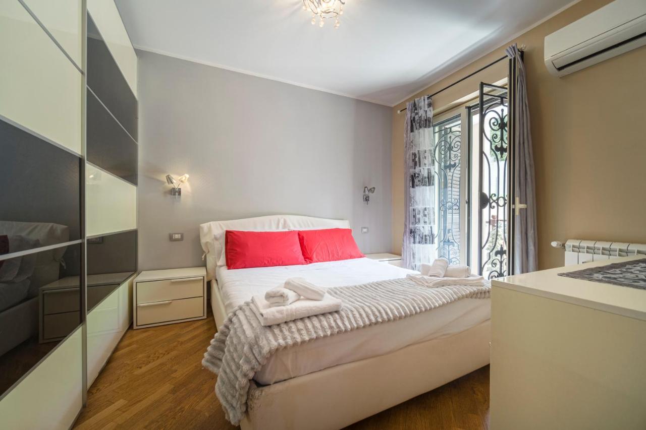 Casa Mata E Grifone Bivani Con Posto Auto — 4-Star Luxury Hotel in Messina, Italy