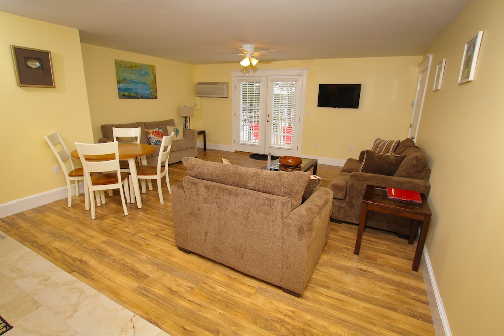Sheepscot Harbour Village Resort - photo 203