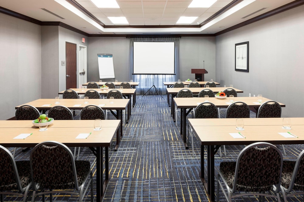 Courtyard by Marriott Dallas Plano Richardson - photo 39