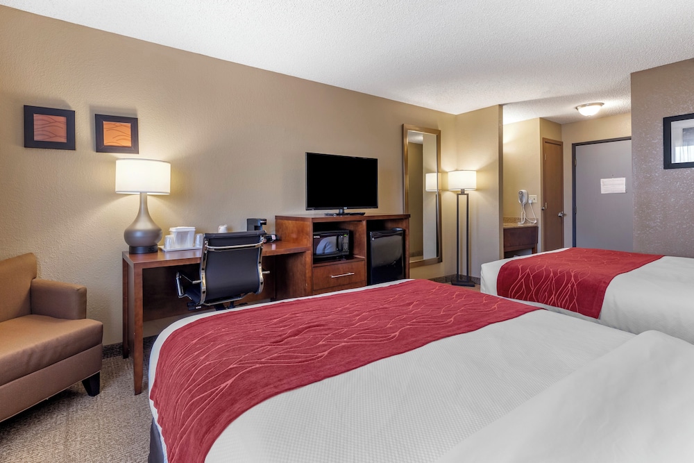 Comfort Inn & Suites Hays I 70 - photo 8