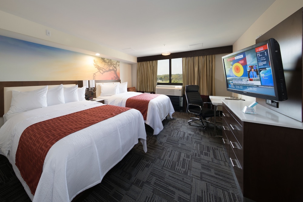 Holiday Inn Brookfield Milwaukee by IHG - photo 7