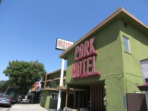 Day N Night Inn - photo 11