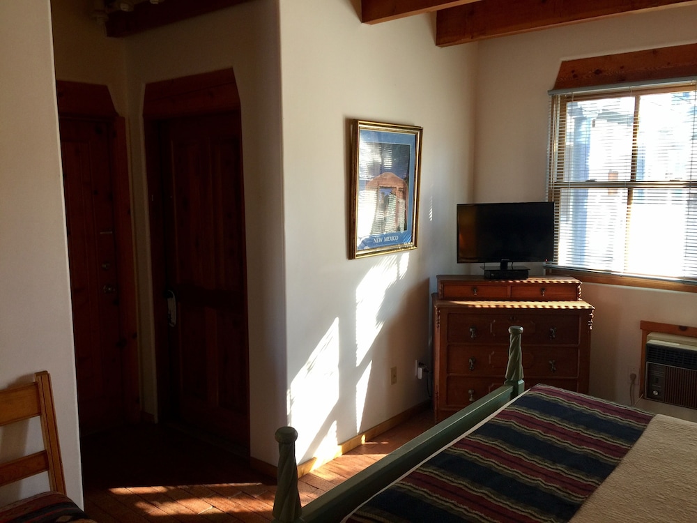 Guadalupe Inn - photo 22
