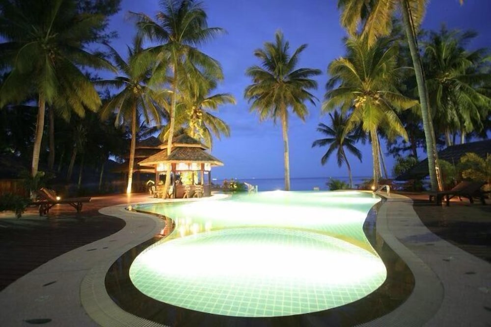 Chaloklum Bay Resort in Ko Pha Ngan, Thailand