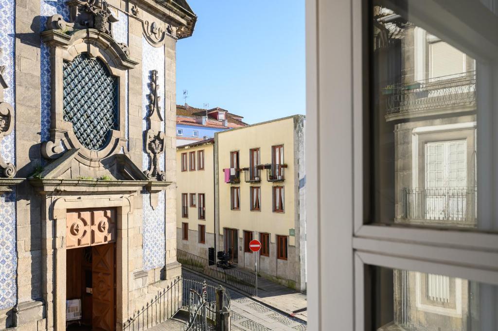 PWHC Miragaia Apartments — 4-Star Luxury Hotel in Porto, Portugal