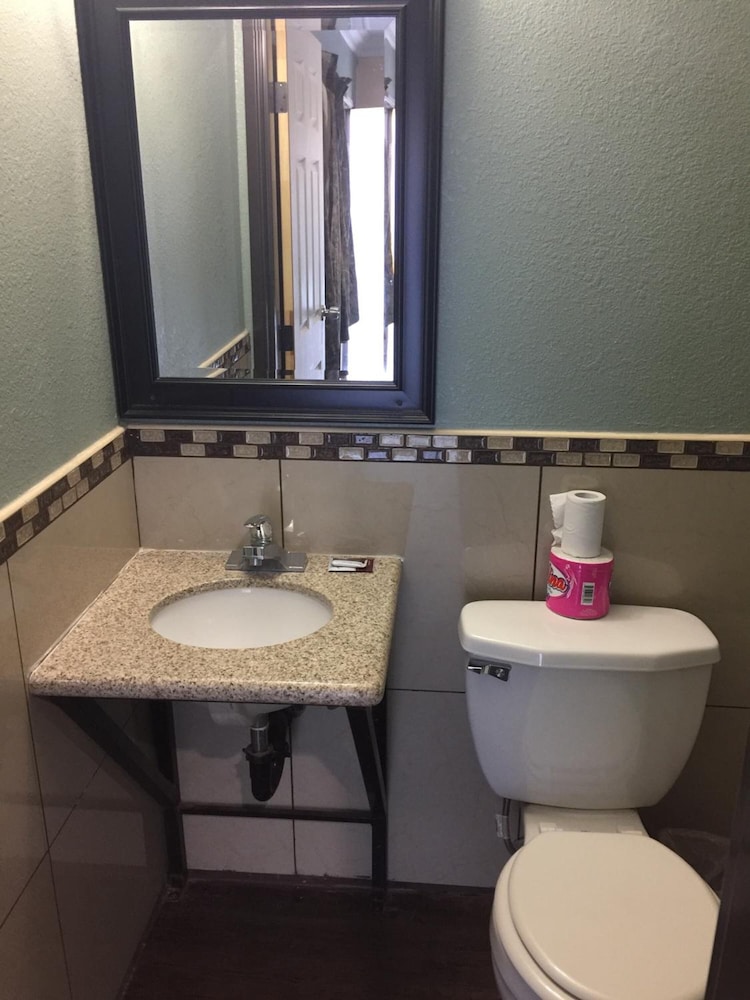 Park Motel - photo 15