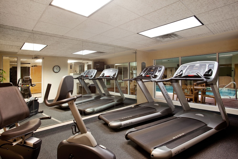 Holiday Inn Express & Suites St Joseph by IHG - photo 58