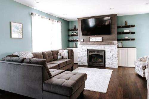 The Hermantown Hangout — hotel near Duluth International Airport