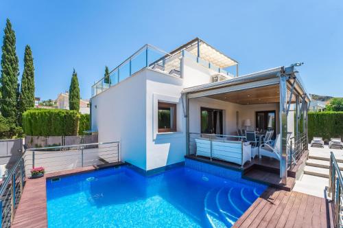 Ideal Property Mallorca Xiscama in Alcudia, Spain
