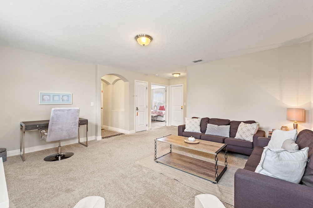 Friendship Place at Solterra Resort by Shine Villas 061 - photo 25