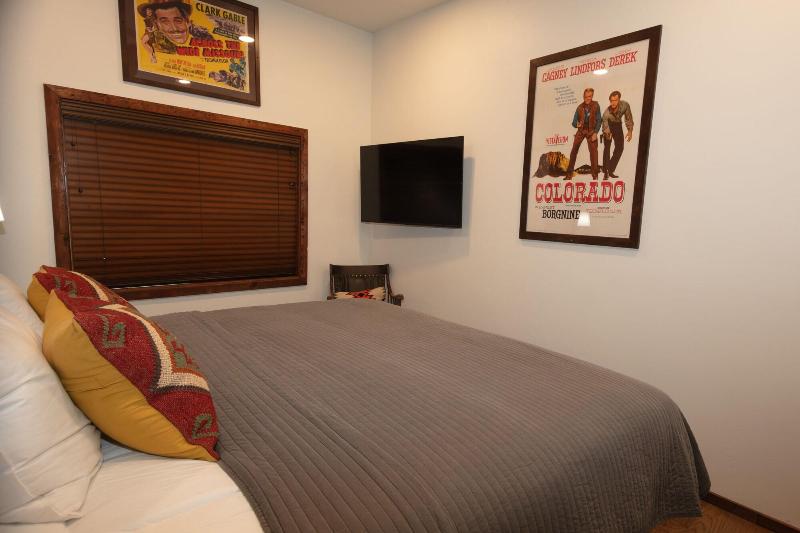 The Frenchman Suites - photo 41