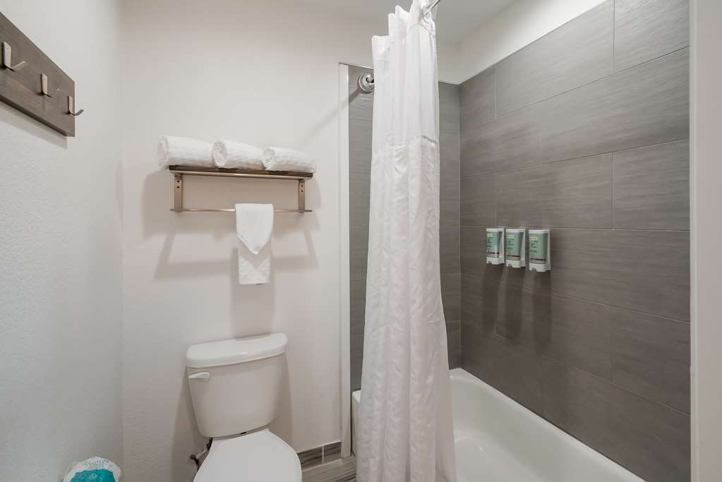 Best Western La Place Inn - photo 20