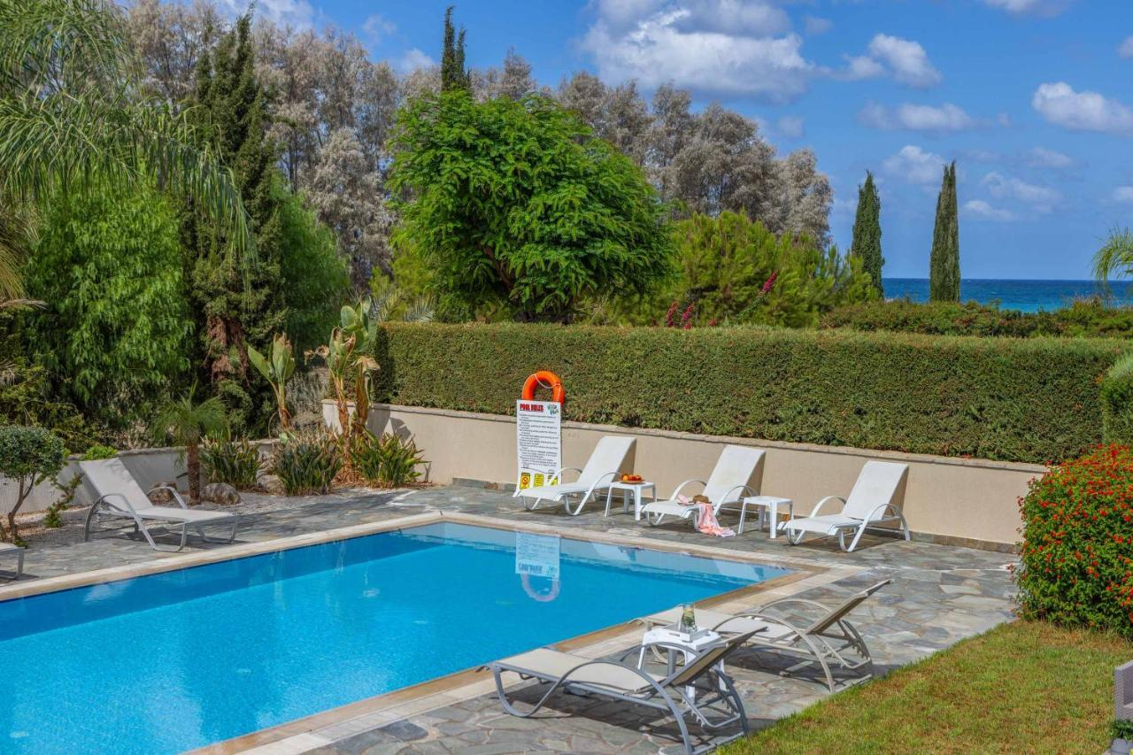Villa Prosperity