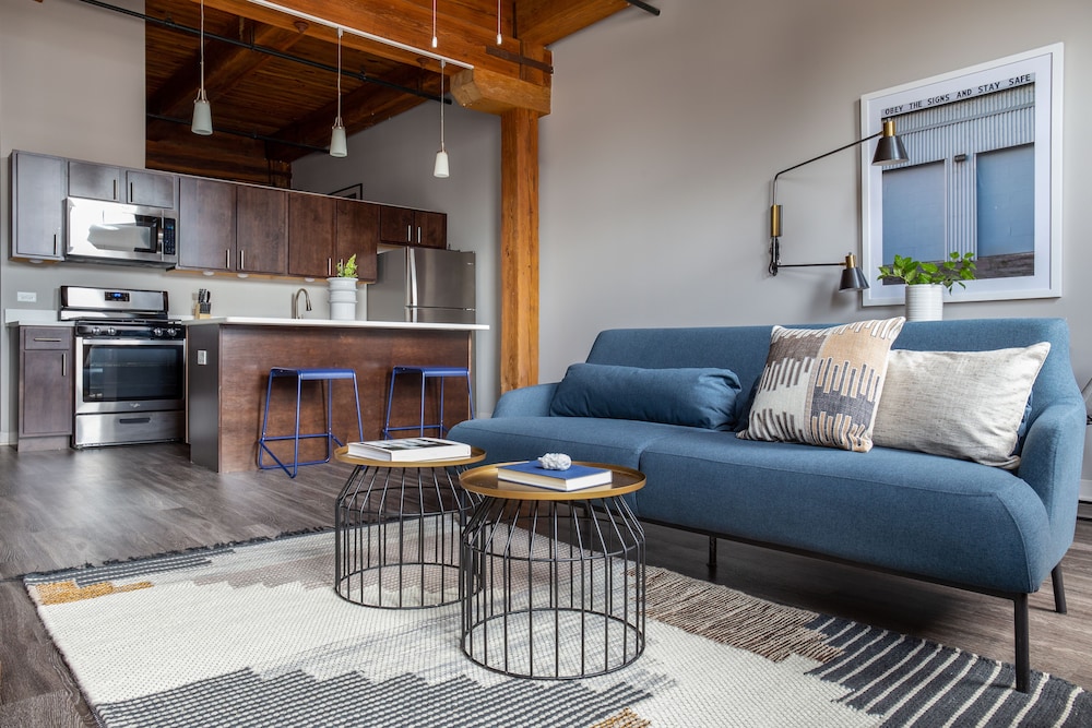 Bright South Loop Suites by Sonder - photo 12