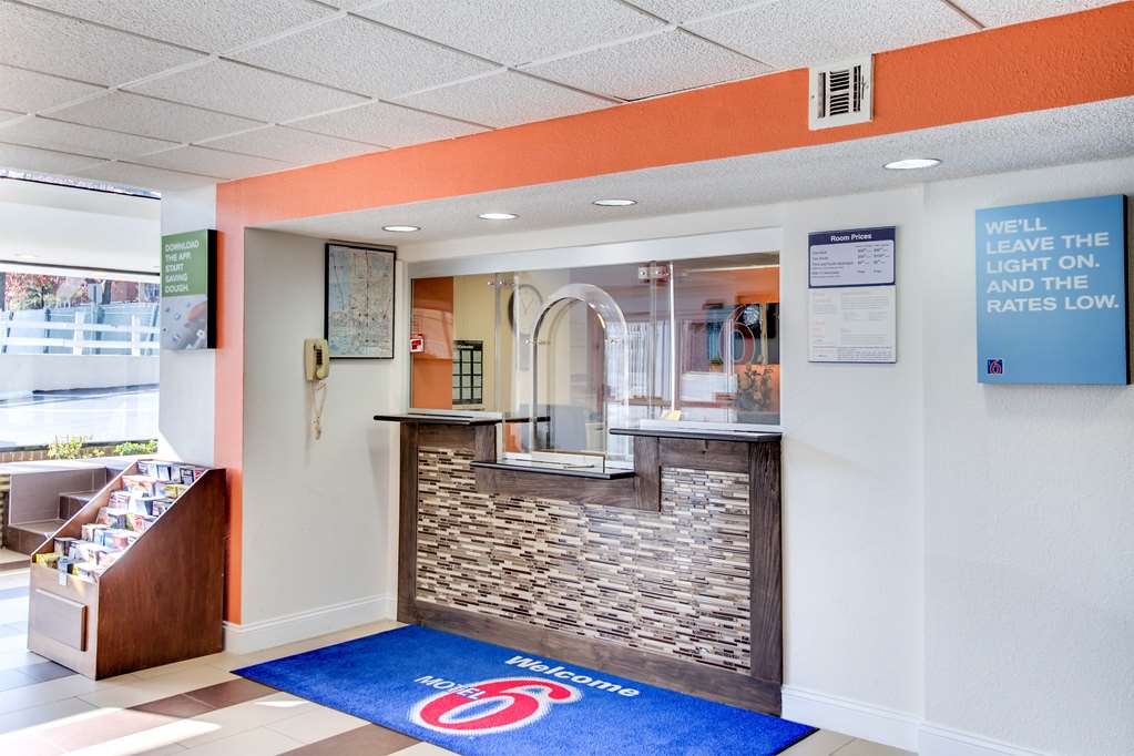 Motel 6 Washington DC - photo 23