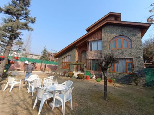 Snowy Bliss Srinagar in Srinagar, India