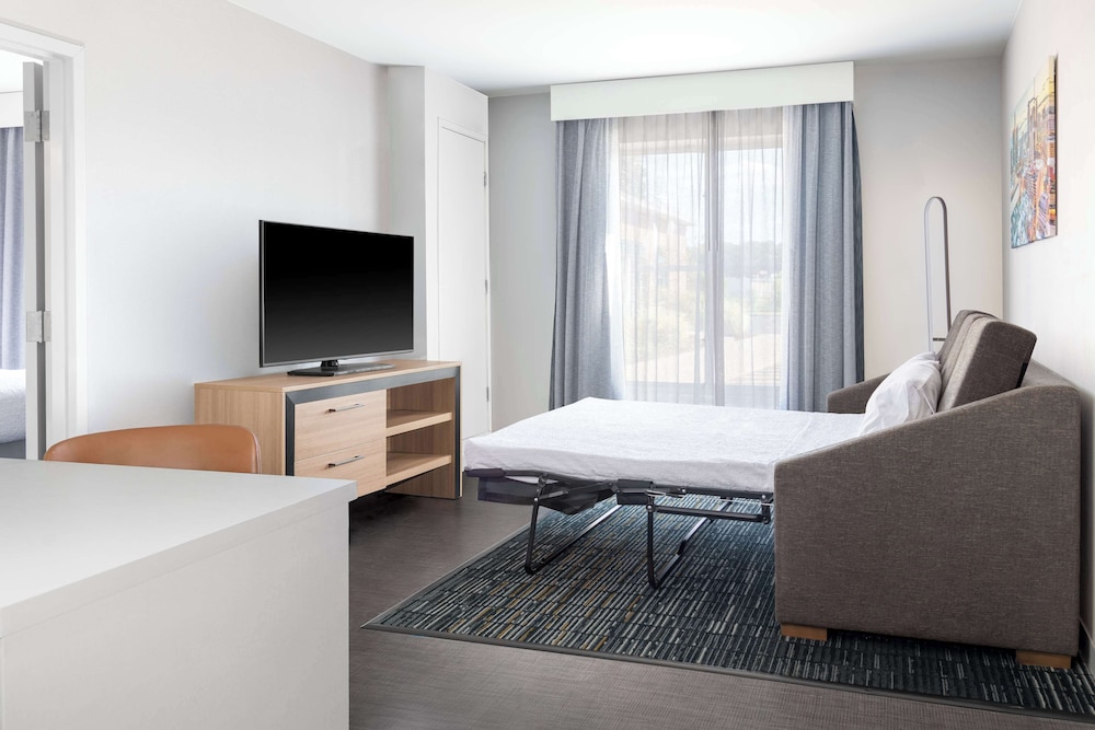 Homewood Suites by Hilton Detroit Troy - photo 23
