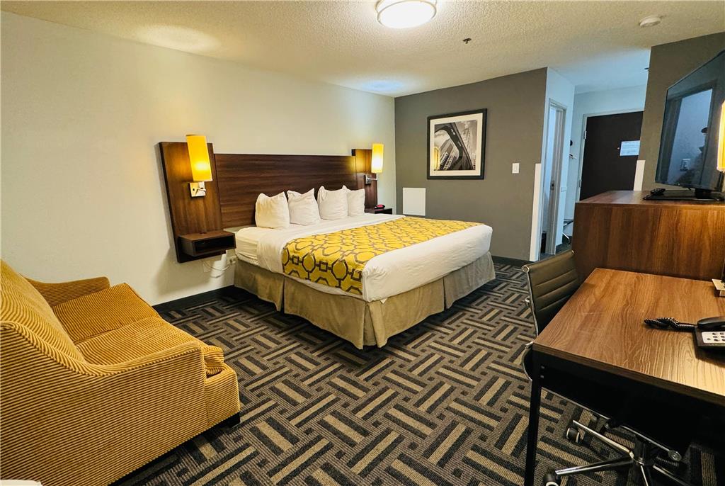Baymont by Wyndham Chicago Calumet City - photo 27