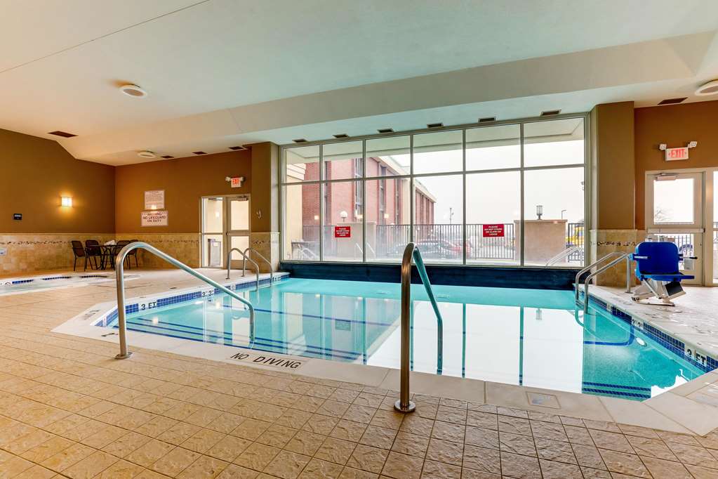 Drury Inn & Suites St. Louis Arnold - photo 32