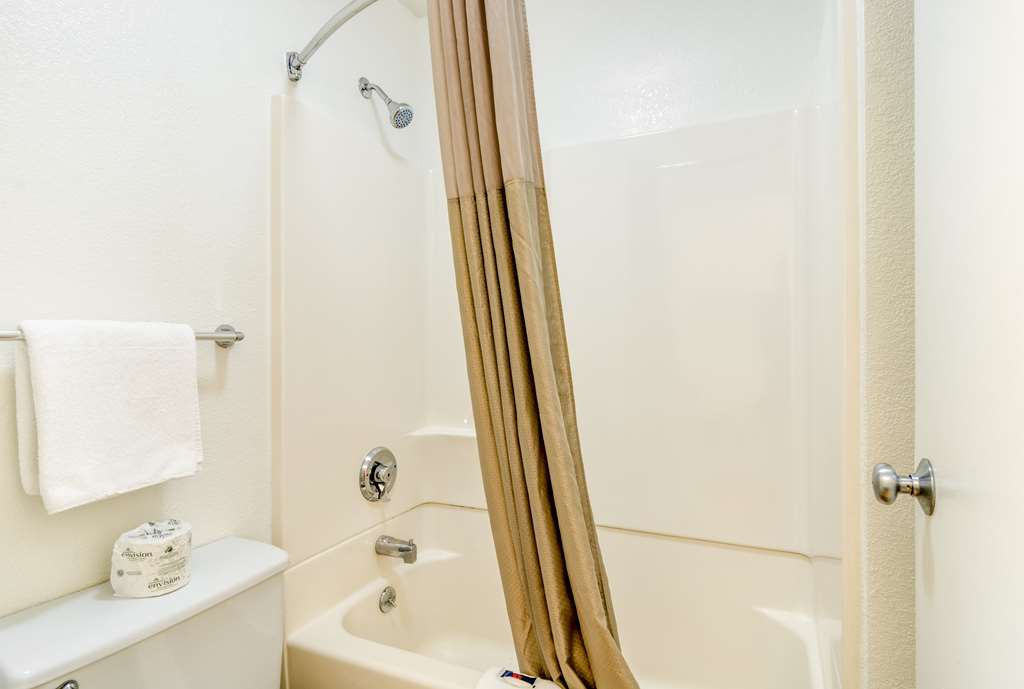 Motel 6 Schiller Park IL Chicago O'Hare - photo 13