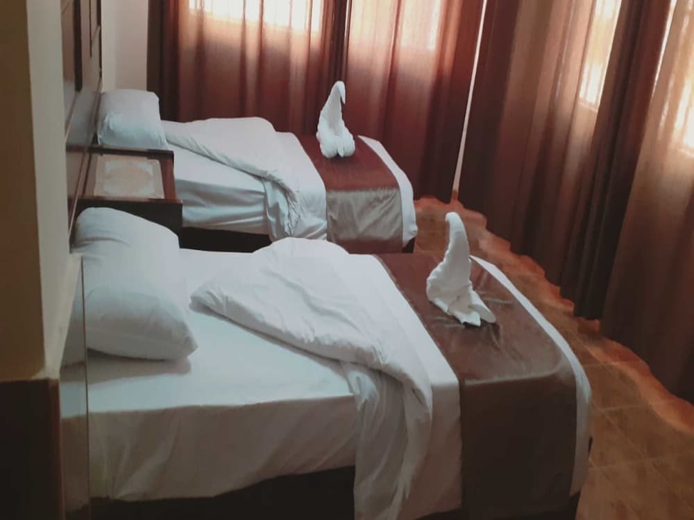 Al Nujoom Hotel Suites — Amman — photo 3