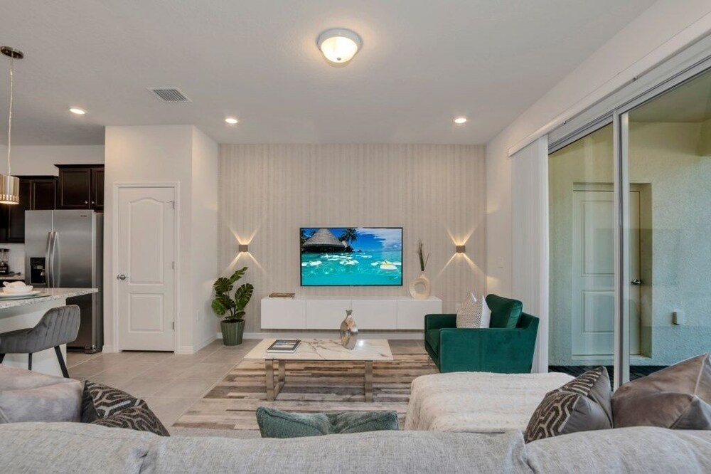 Brand New Home In Top Rated Resort Solterra 5 Bedroom Townhouse by Redawning - photo 22