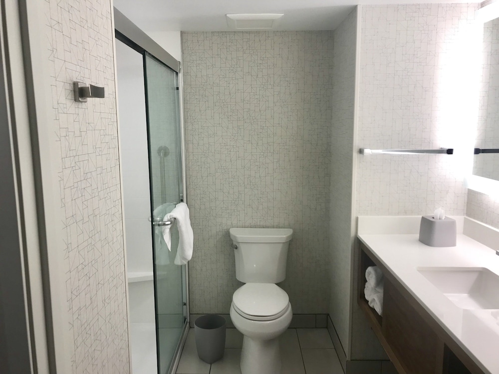Holiday Inn Express & Suites Pasadena Los Angeles by IHG - photo 35