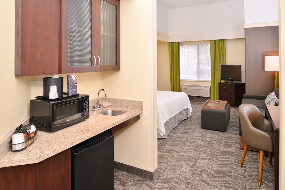 SpringHill Suites by Marriott Corona Riverside - photo 9