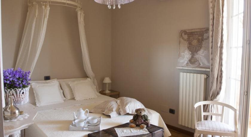 B&B Armonie — 4-Star Luxury Hotel in Alzano Lombardo, Italy